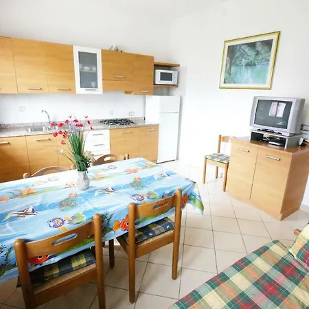 Valvason Apartment *